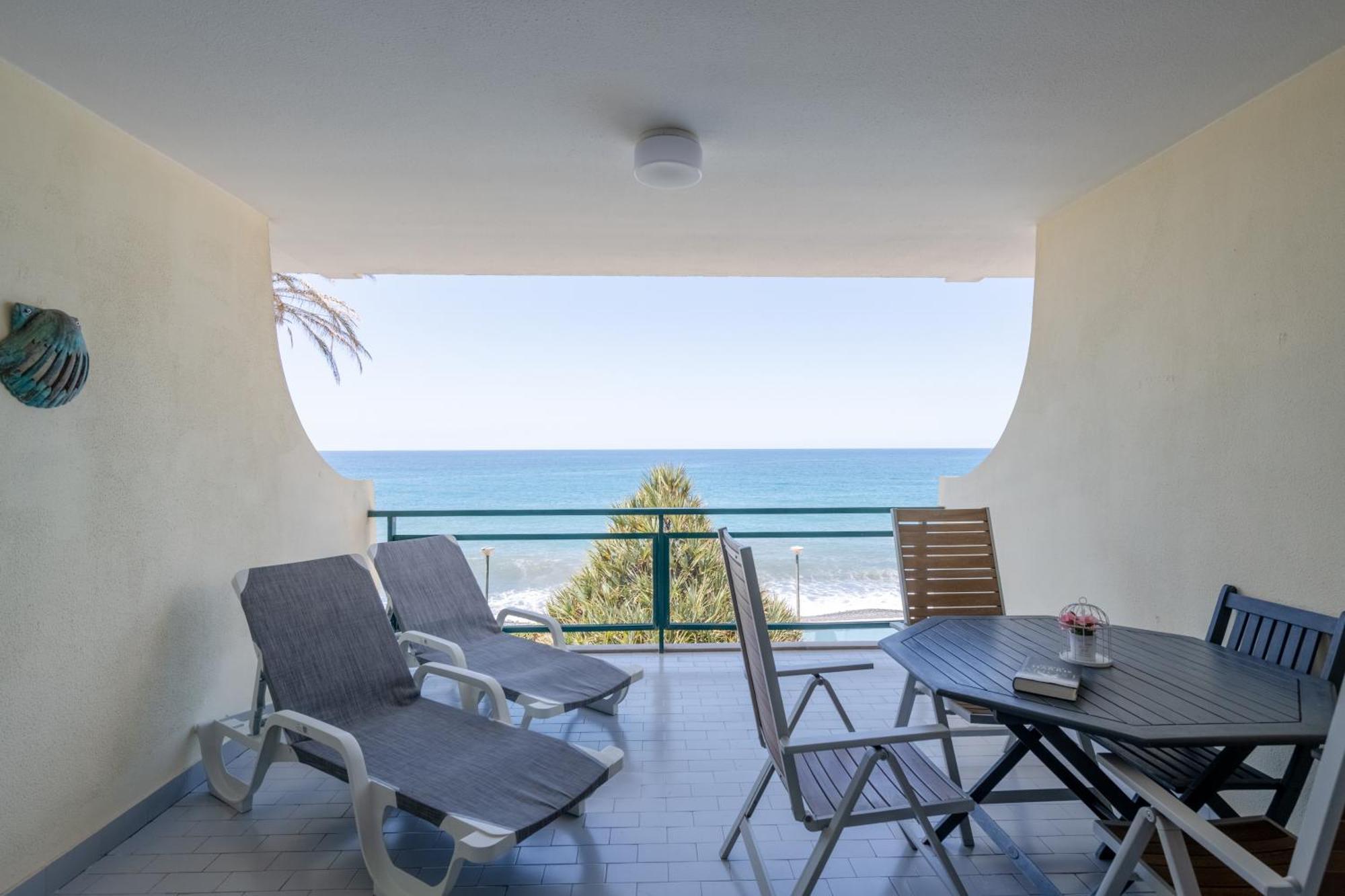 Atlantic View Apartment At Formosa Beach Funchal  Eksteriør bilde